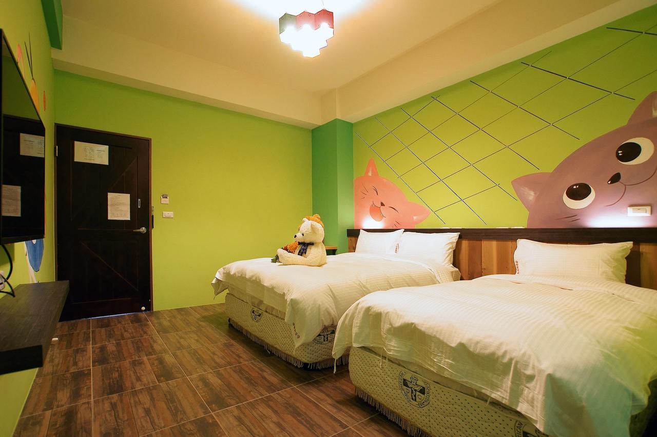 達樂斯電梯民宿dollars Bnb Taitung Bagian luar foto