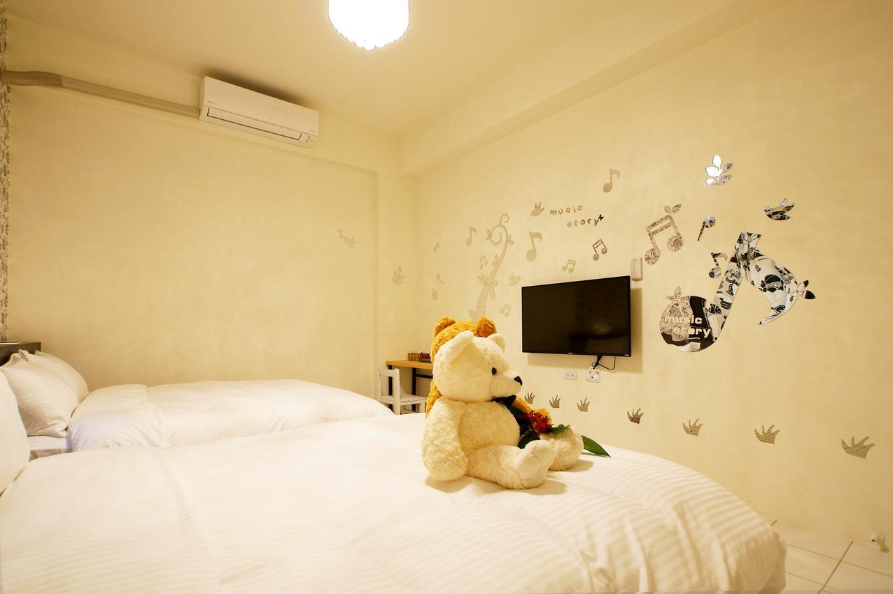 達樂斯電梯民宿dollars Bnb Taitung Bagian luar foto