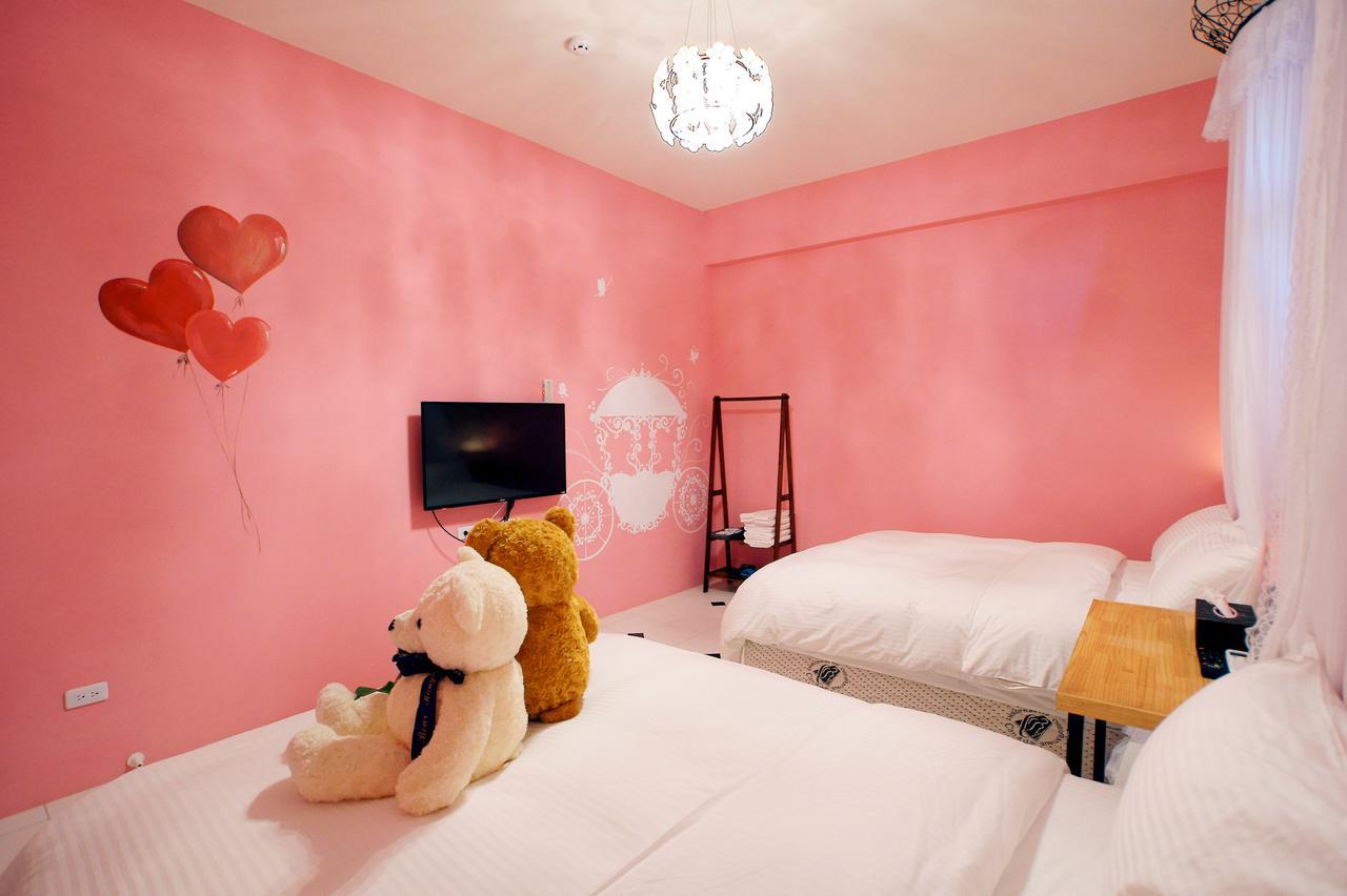 達樂斯電梯民宿dollars Bnb Taitung Bagian luar foto